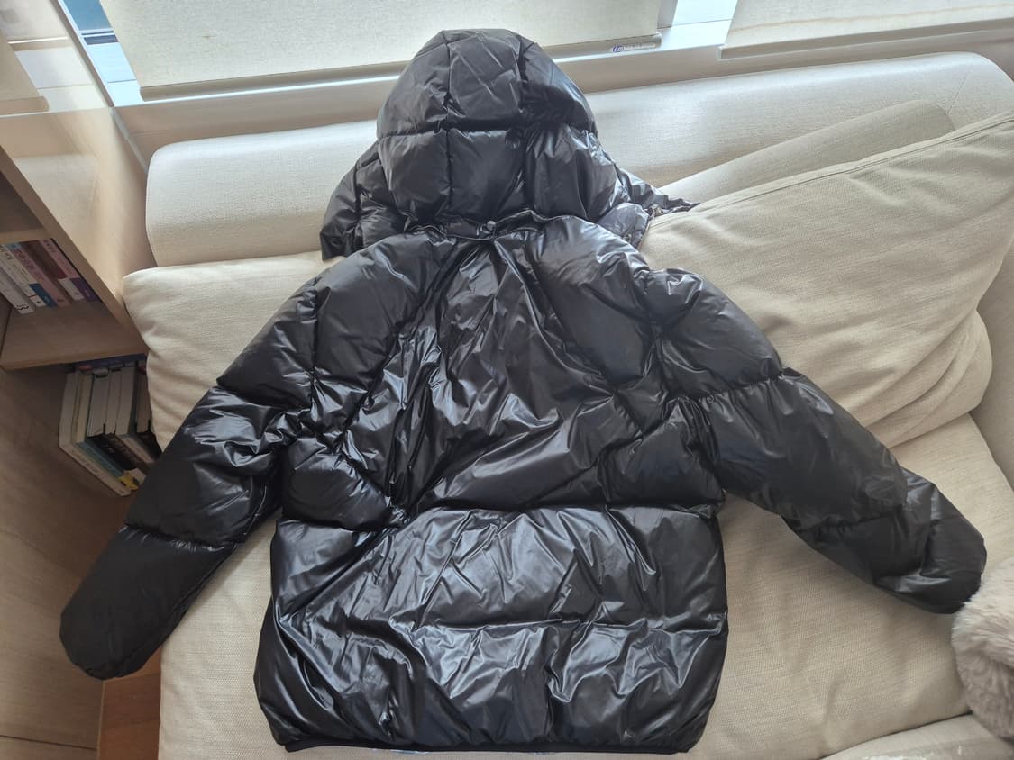 (새상품) 산드로 블랙/실버 양면 다운 패딩 36사이즈 상품이미지6