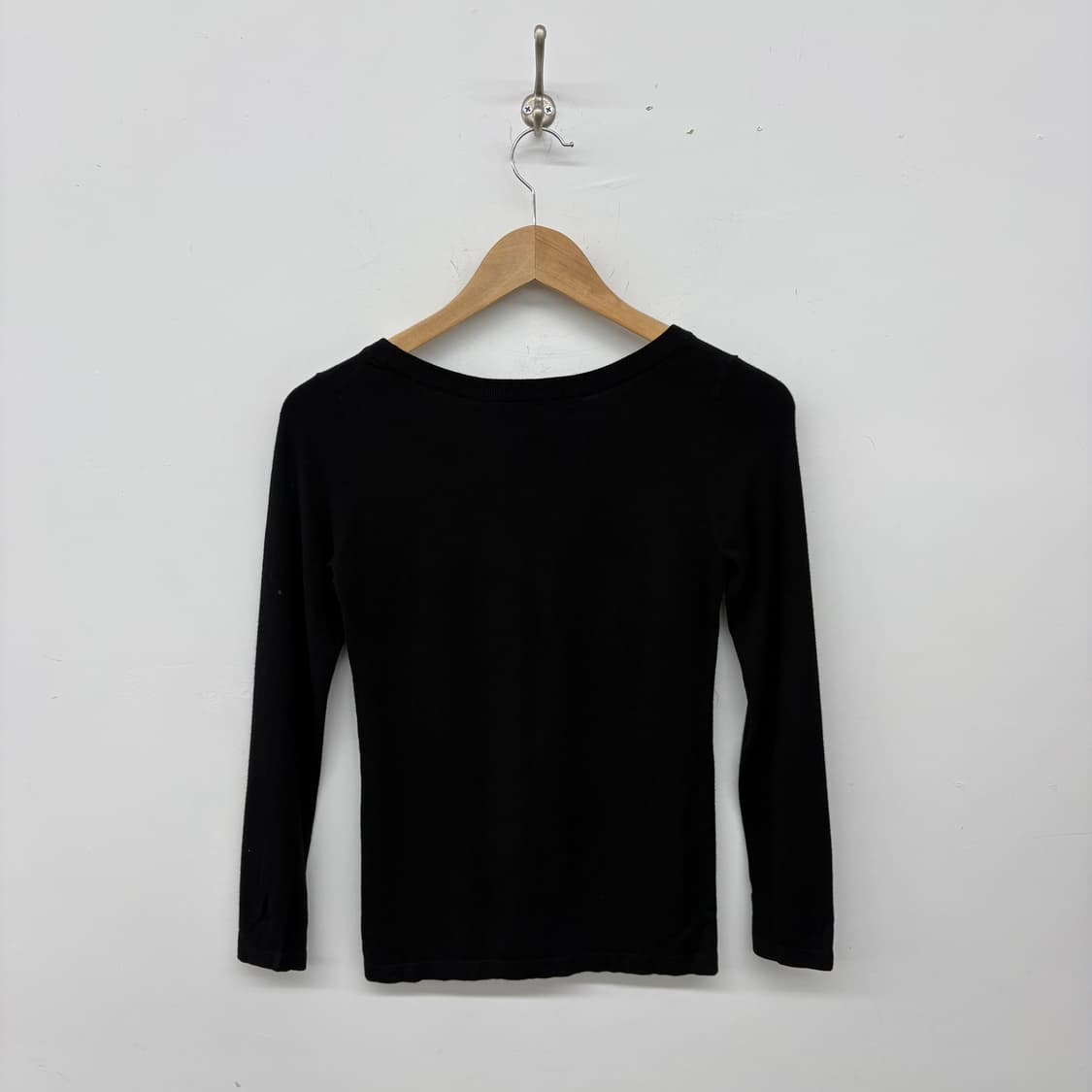 띠어리 블랙 긴팔 티셔츠 여xs 상품이미지4