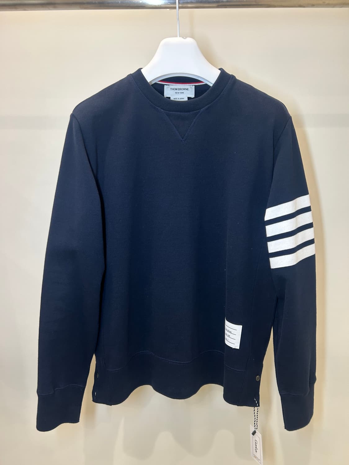 [정품/중고] 톰브라운 사선 맨투맨 상품이미지1