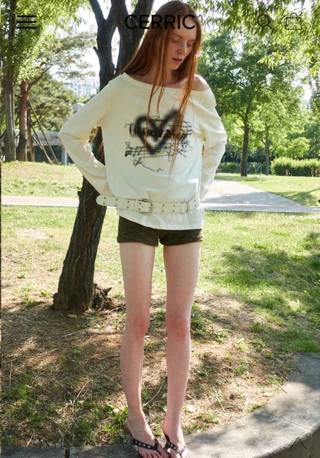 세릭 하트 보트 넥 탑 아이보리 상품이미지3