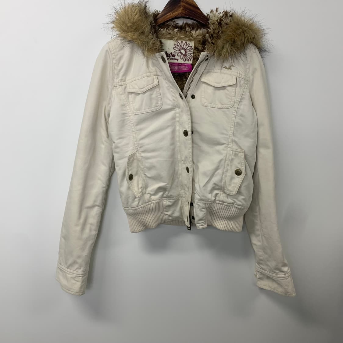 홀리스터 y2k 와투케 화이트 퍼 후드 자켓 상품이미지3