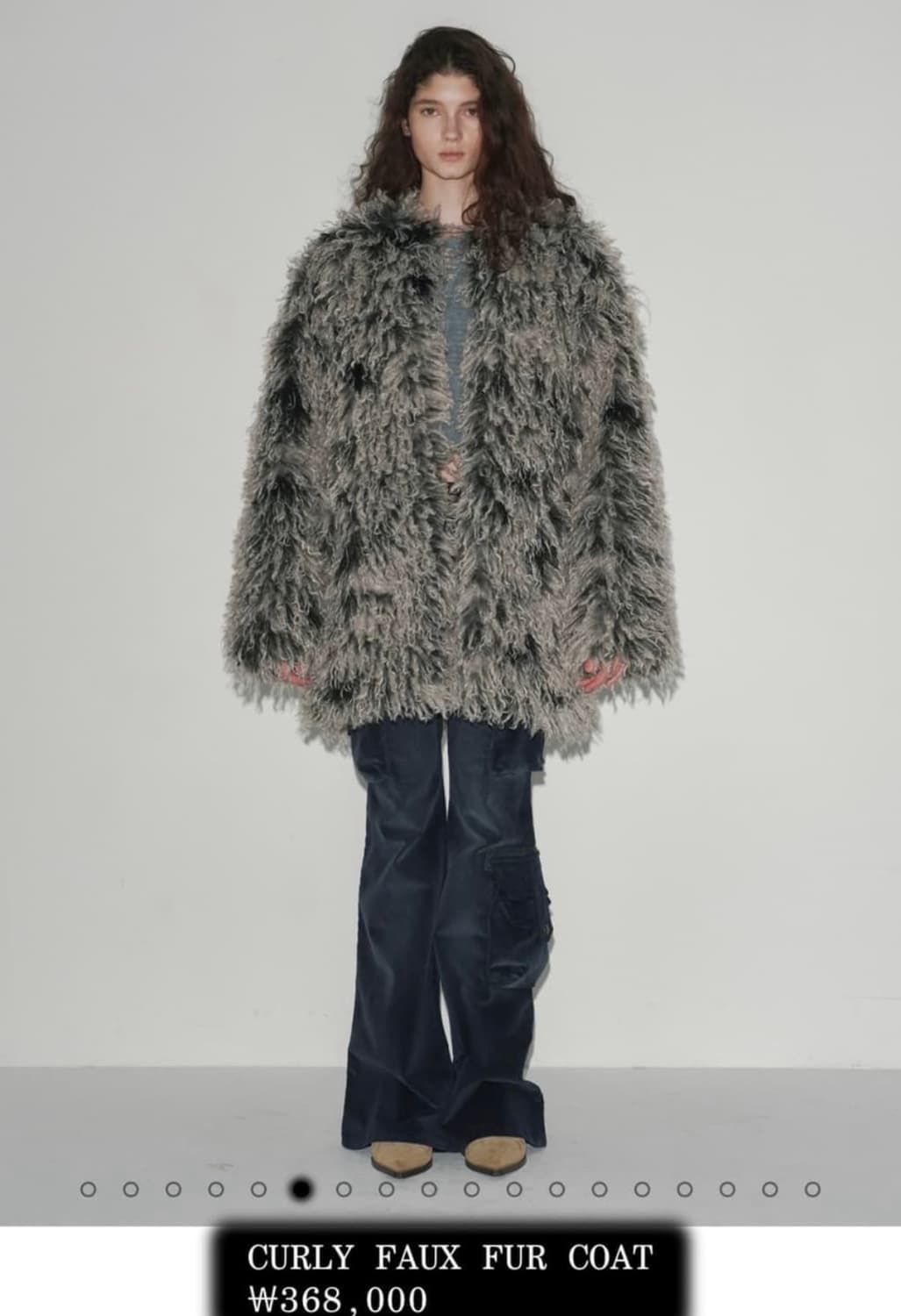 S/E/O curly faux fur coat 상품이미지3