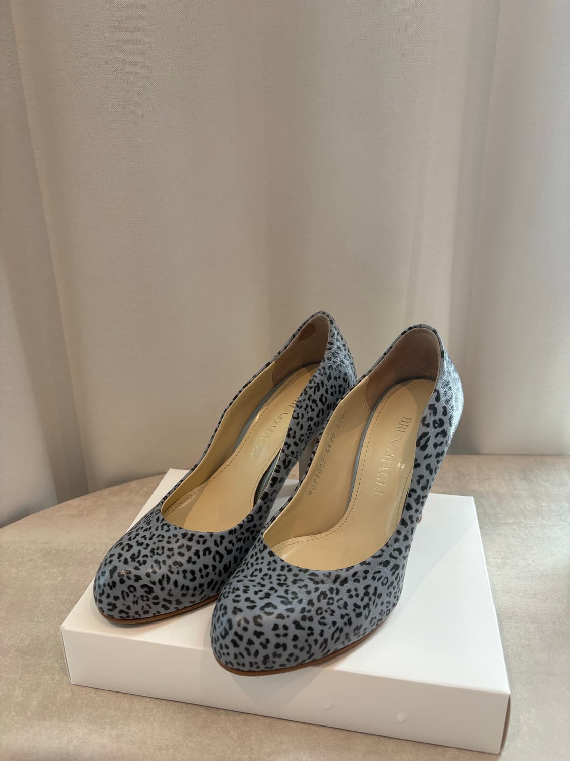 브루노말리 천연가죽 레오파드 펌프스 (230) 상품이미지2