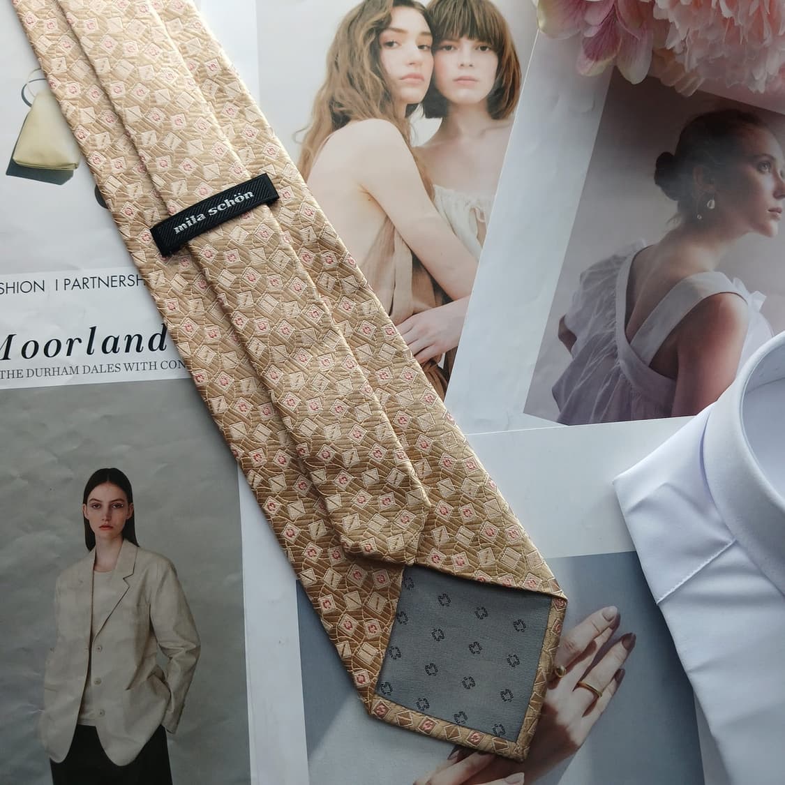 밀라숀 실크 골드 패턴 넥타이 8.8cm A+등급 A18446
 상품이미지4