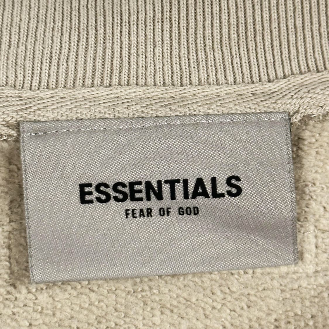 피어오브갓 에센셜 맨투맨 모카 L 상품이미지6