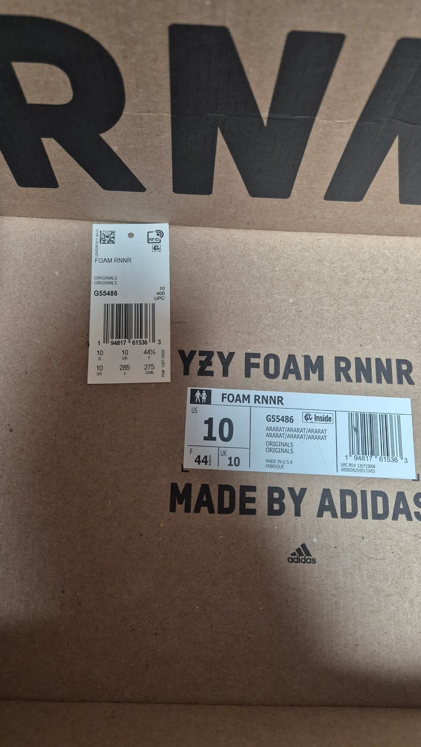 아디다스 이지 폼러너 아라랏 285 상품이미지2