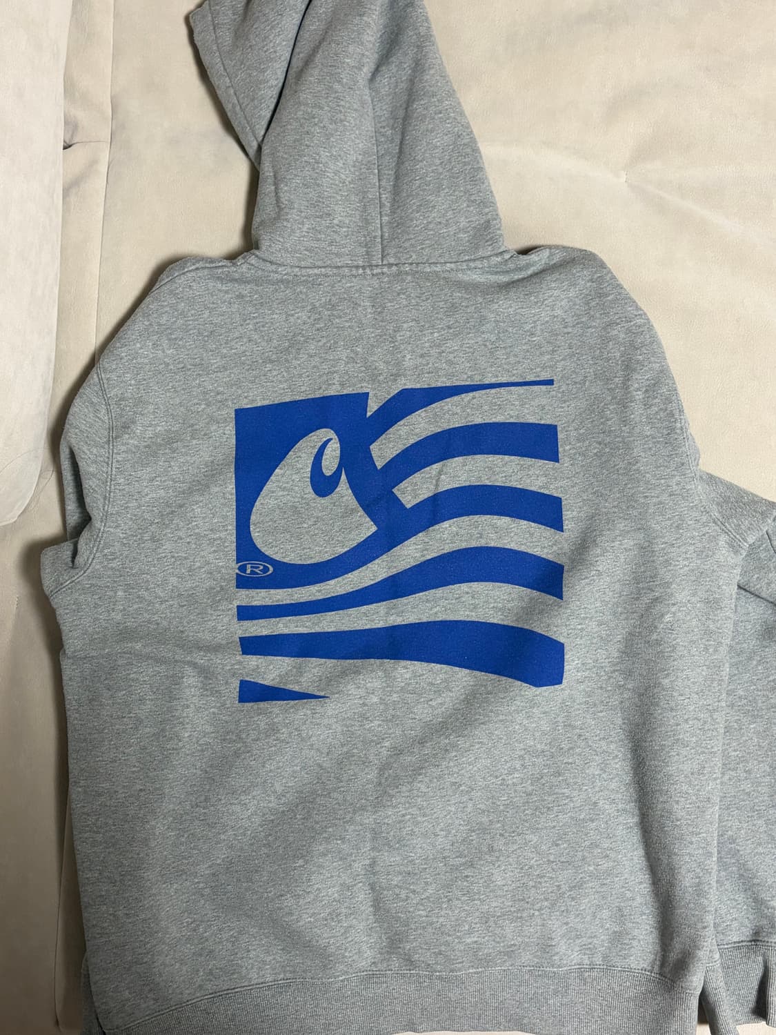 칼하트 그레이 웨이브 로고 후드티 상품이미지2