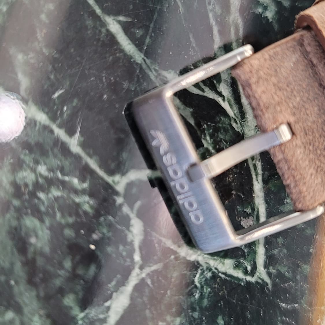 아디다스 빈티지 브라운 가죽시계  상품이미지4