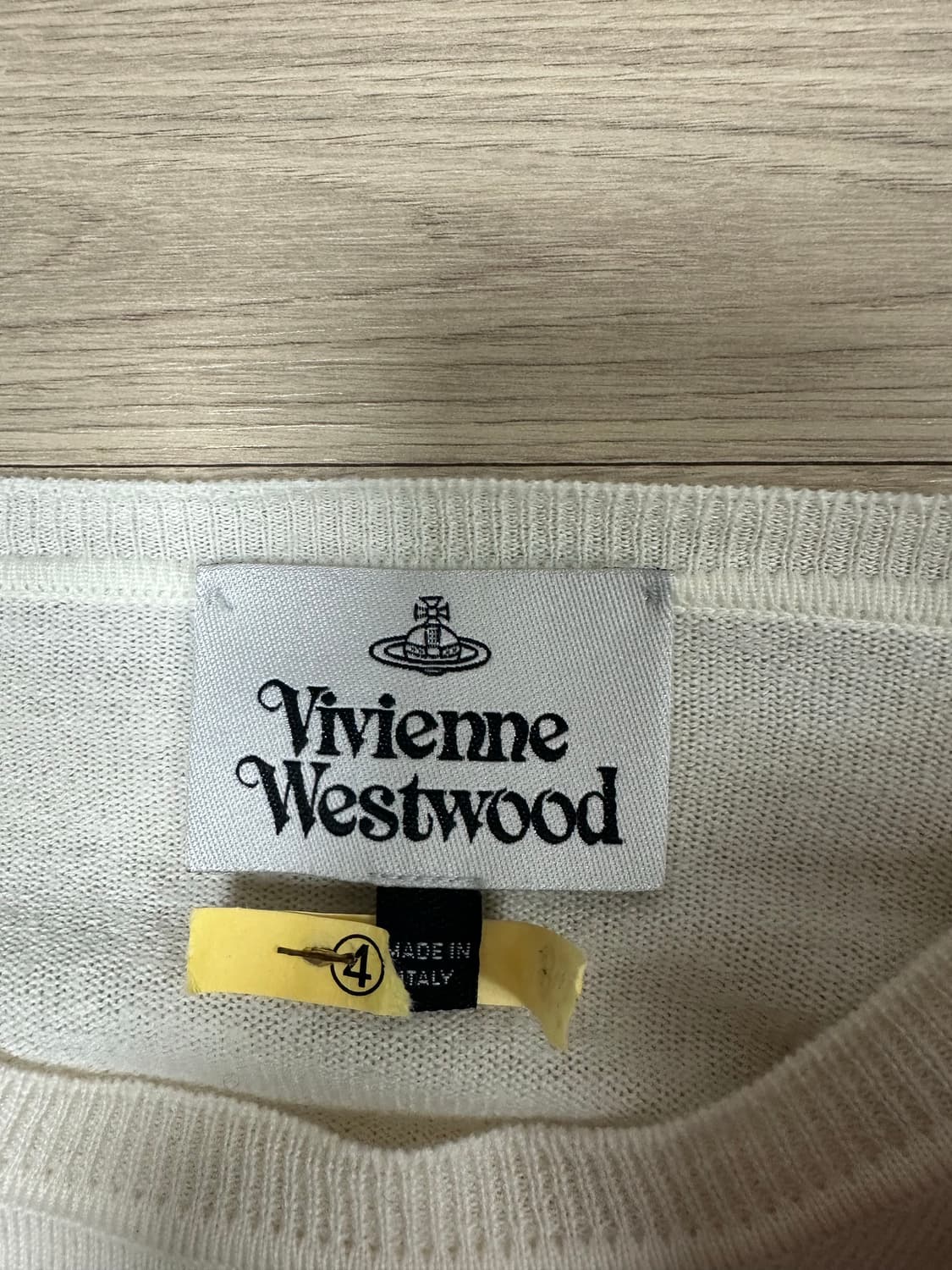 정품 비비안웨스트우드 니트 상품이미지3