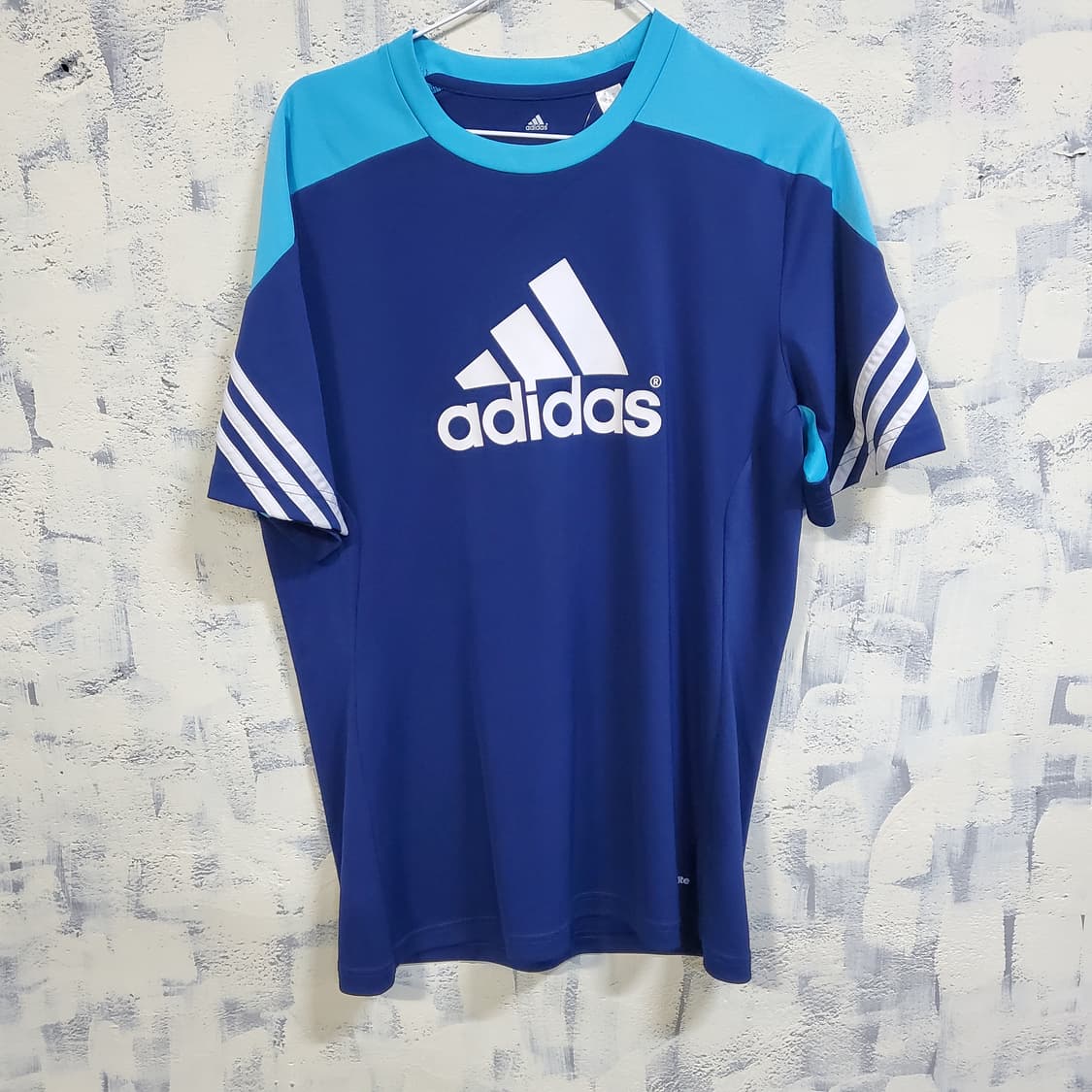 아디다스 기능성 빅로고 반팔 티셔츠  상품이미지1