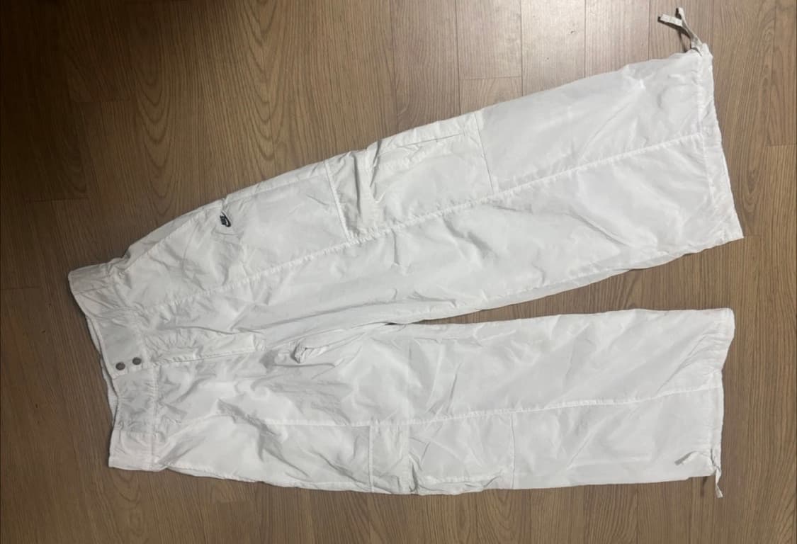 새상품급 나이키 신상 와이드핏 우븐 카고 하이웨이스트 조거팬츠 여성m 상품이미지4