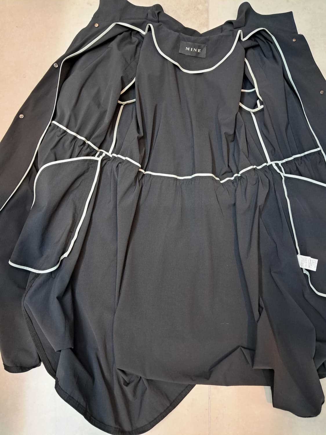 마인 블랙 트렌치 코트 상품이미지3