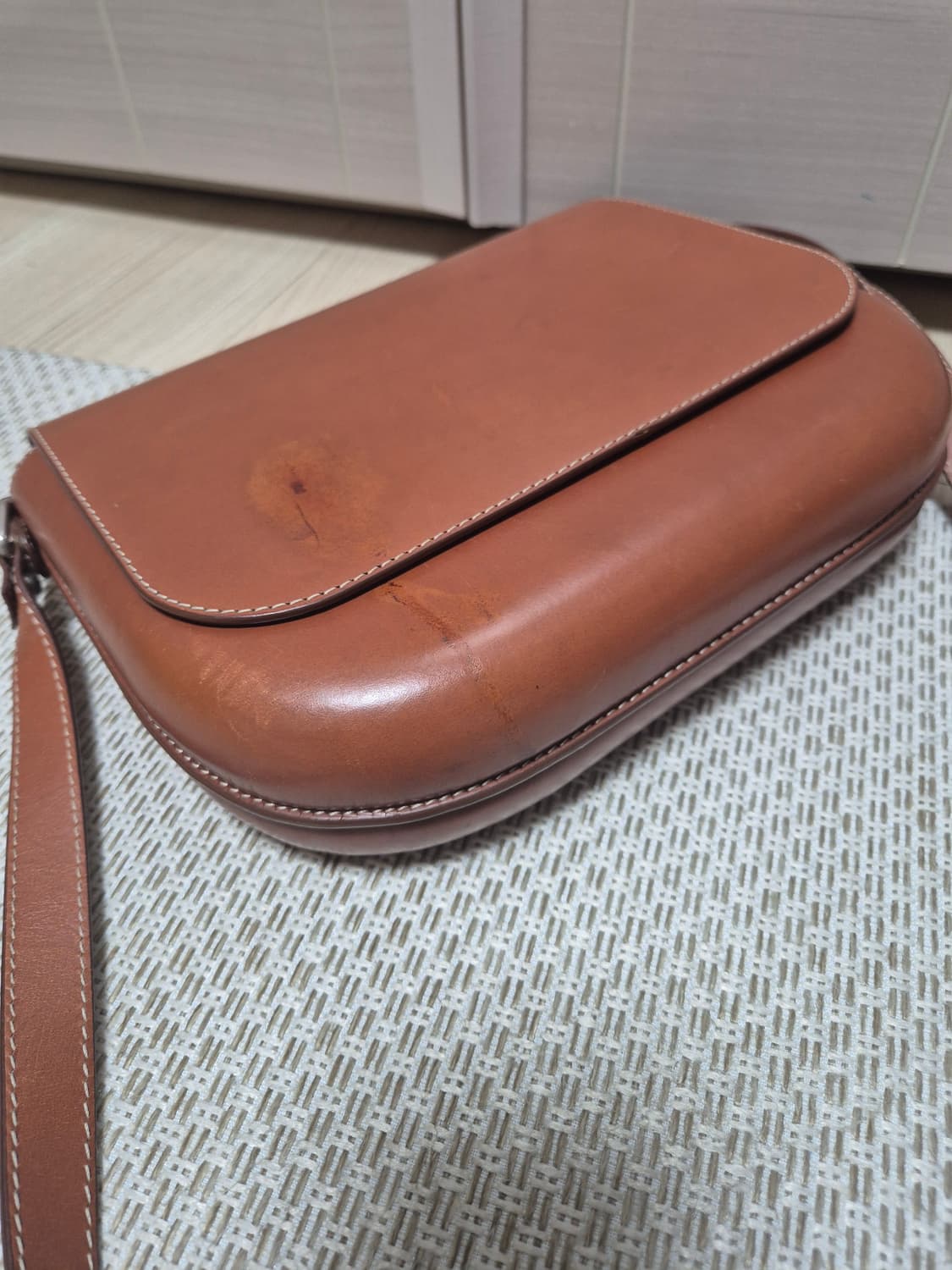 (정품) A.P.C 아페쎄 제임스 레더 백 통가죽 크로스 상품이미지8