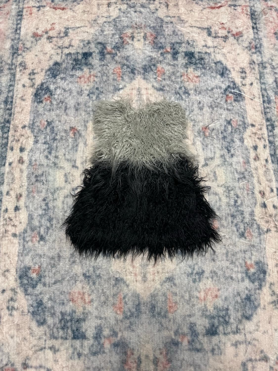 Cecil mcbee acrylic shaggy fur vest 상품이미지7