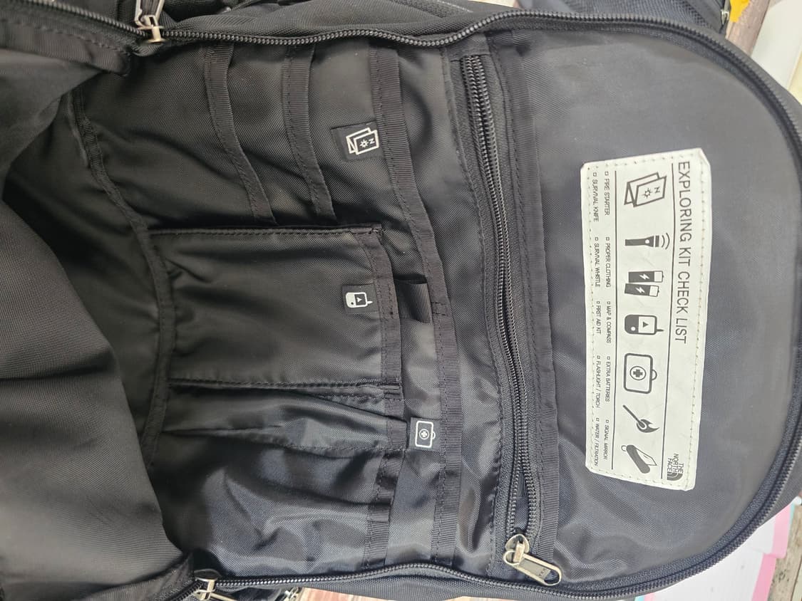 노스페이스 20L 테크샷 백팩 상품이미지3