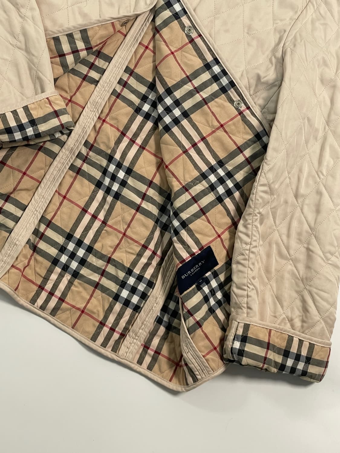 버버리 노바체크 퀼팅 자켓
 상품이미지6