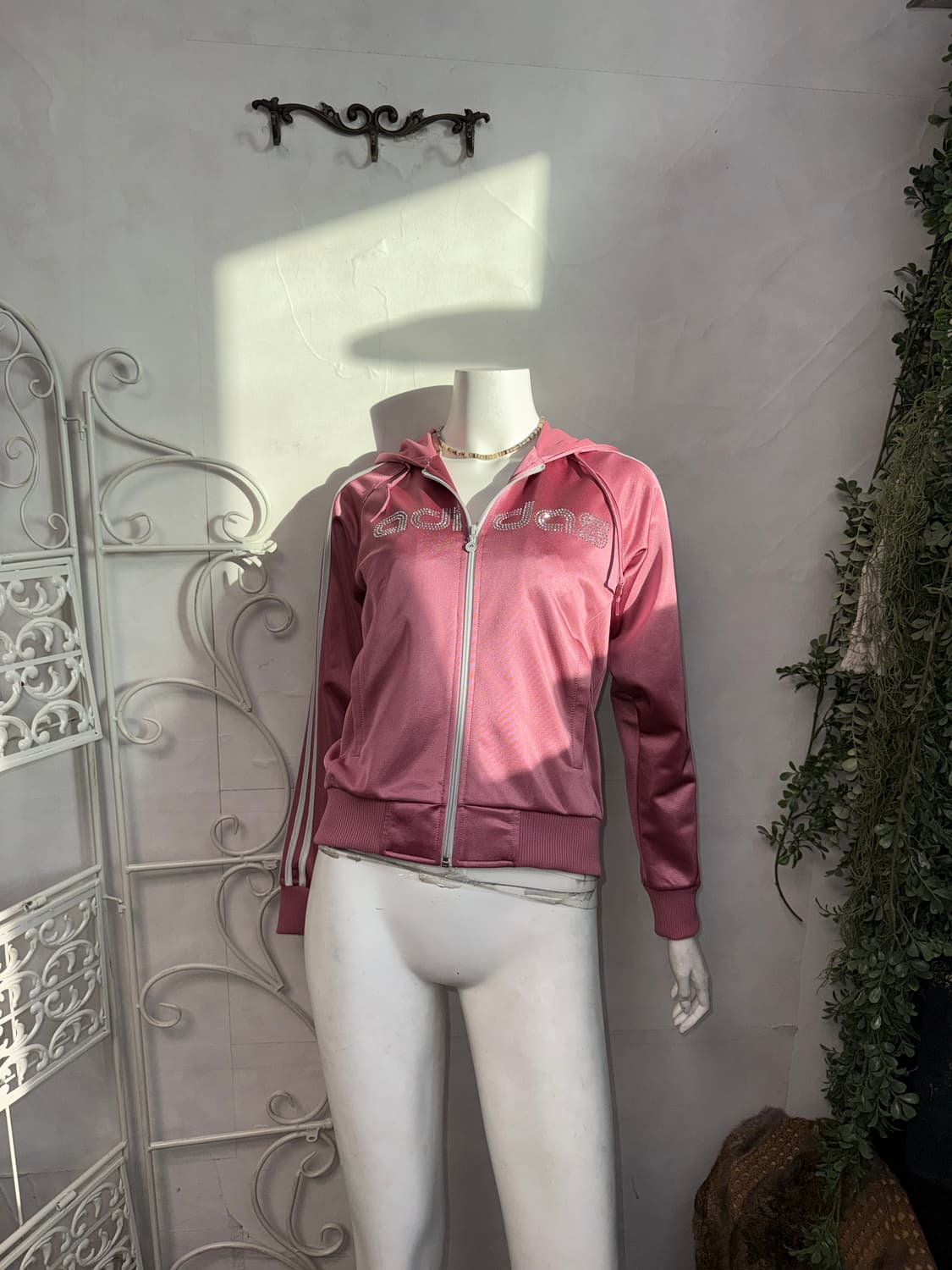 Adidas indi pink cubic logo satin 후드집업 상품이미지5