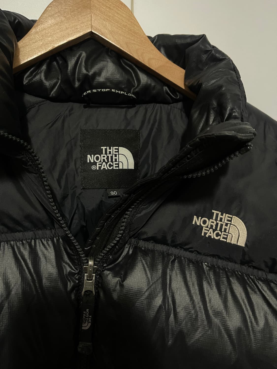 노스페이스 700 눕시 패딩 블랙 90 상품이미지3