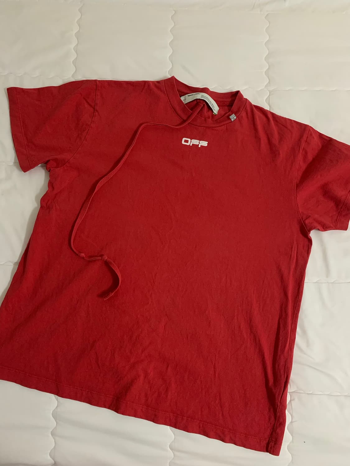 오프화이트 반팔티 상품이미지1