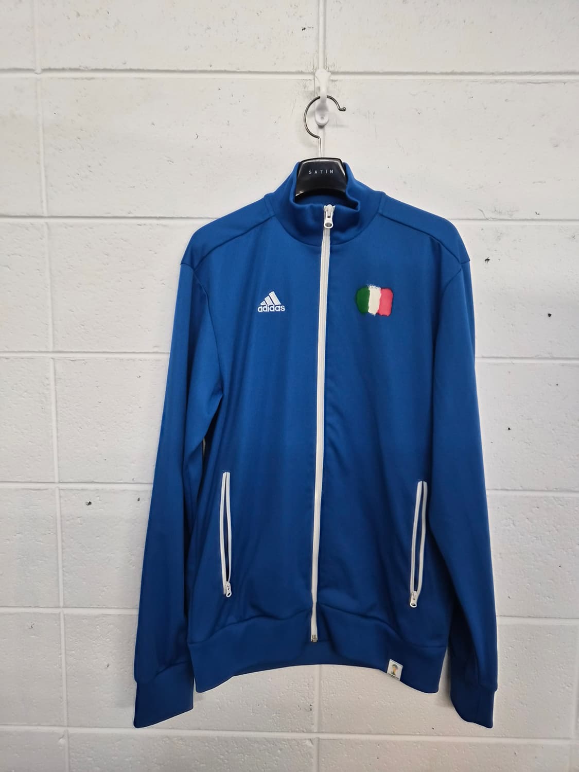 S/90) 아디다스 2014 브라질 월드컵 기념 이탈리아 져지 팝니다 상품이미지2