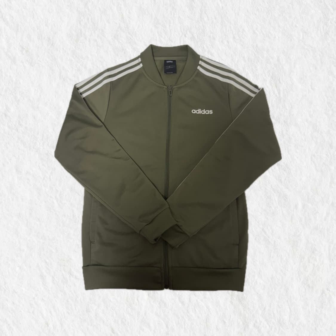 아디다스 카키 레터링 트랙탑 져지 M사이즈 셋업 판매합니다! 상품이미지1