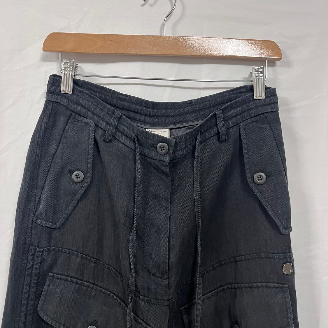 24FW 마뗑킴 멀티 포켓 셔링 카고 팬츠 상품이미지3