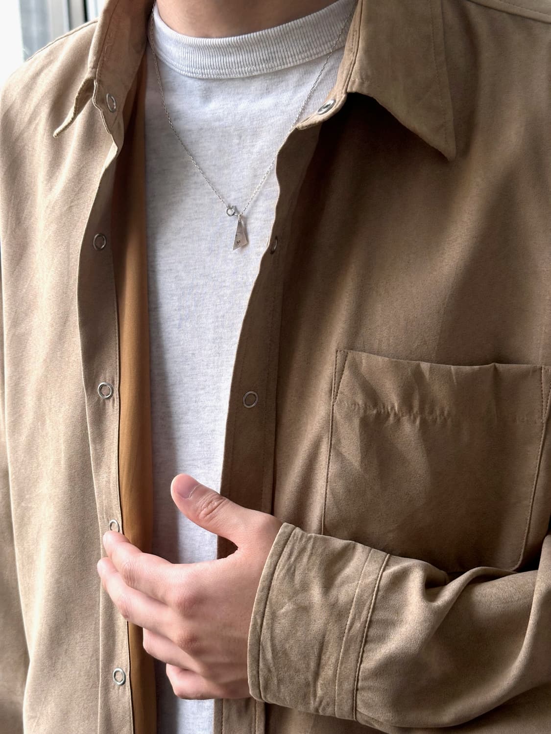 Fake suede fabric L/S shirt 상품이미지9