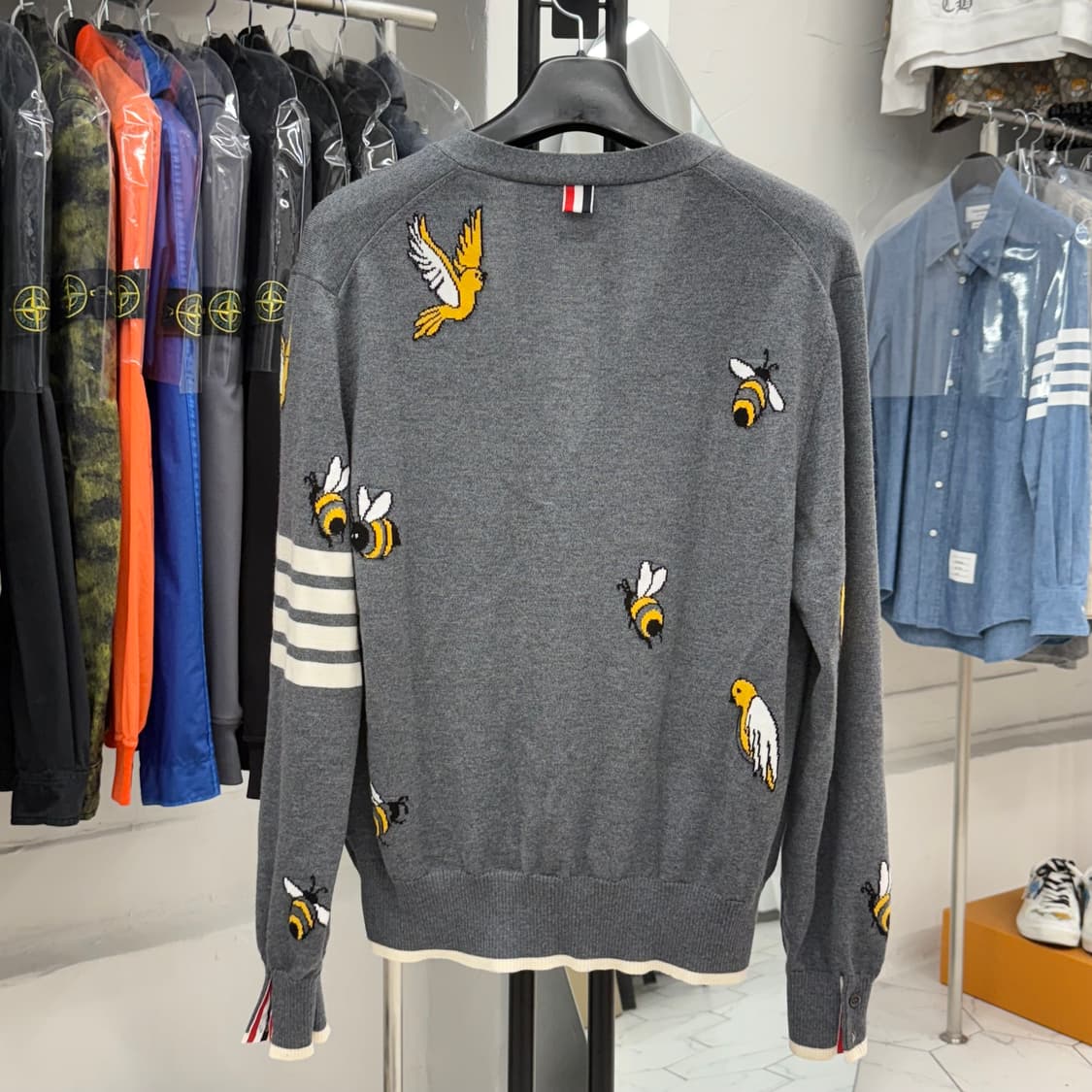 [3] 톰브라운 사선완장 버드앤비 가디건 상품이미지2