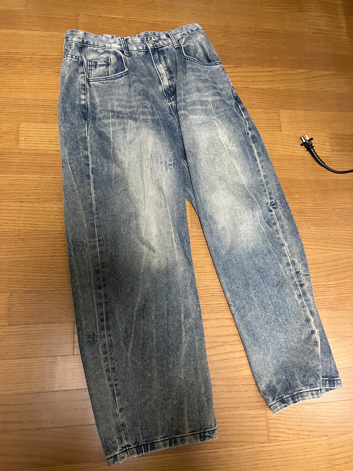 밀로아카이브 리플렉트 커브드 팬츠 [오일 블루] 상품이미지2