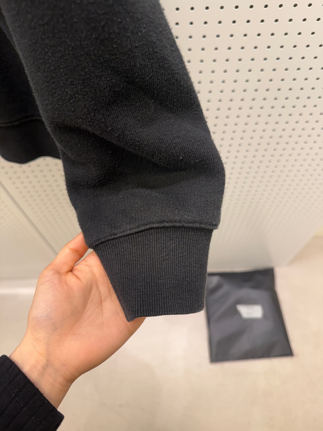 미스치프 버티컬 로고 스웻셔츠 U1630 상품이미지4