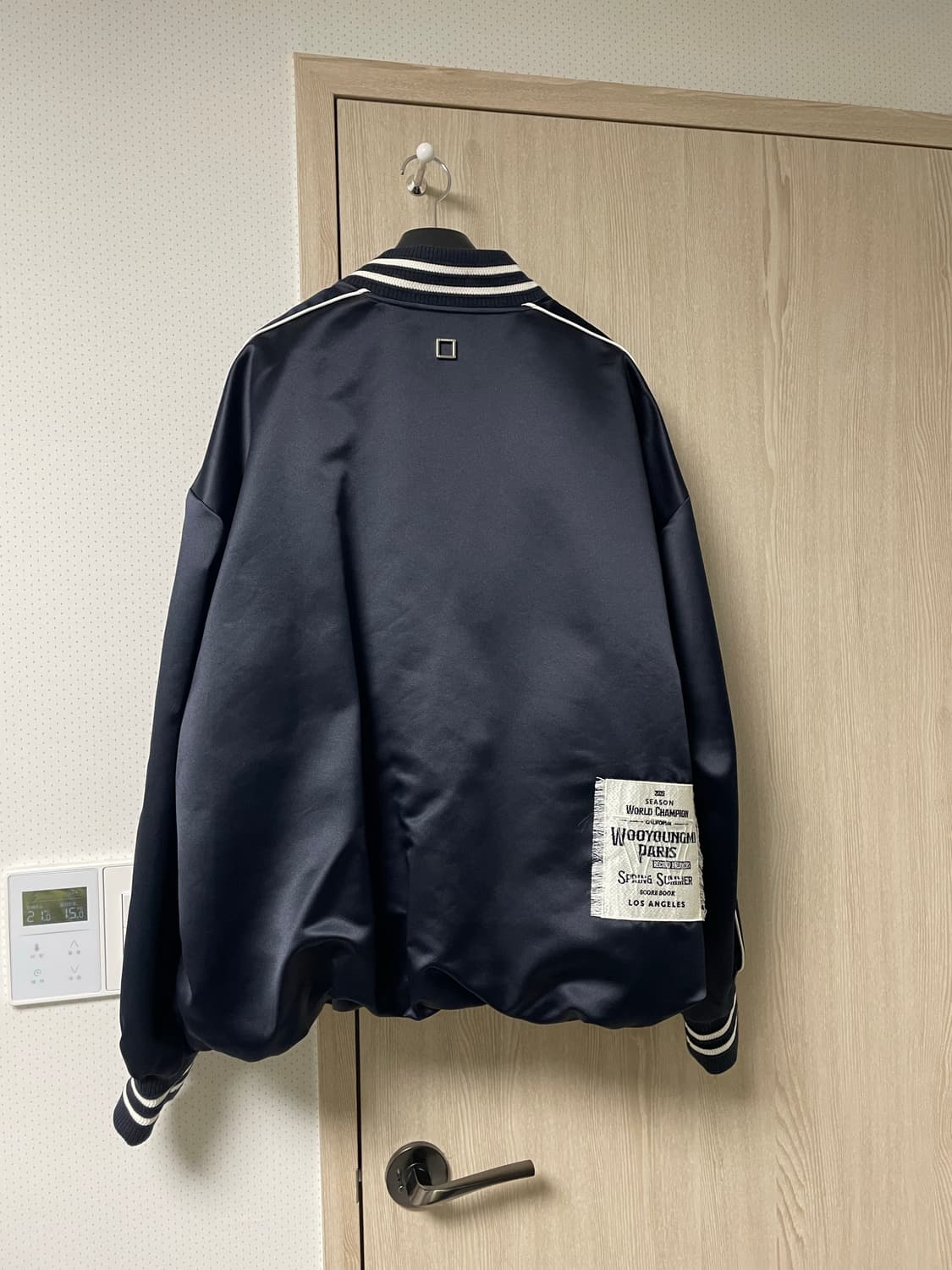 50사이즈 새상품, 우영미 25ss 네이비 자수 바시티 상품이미지3