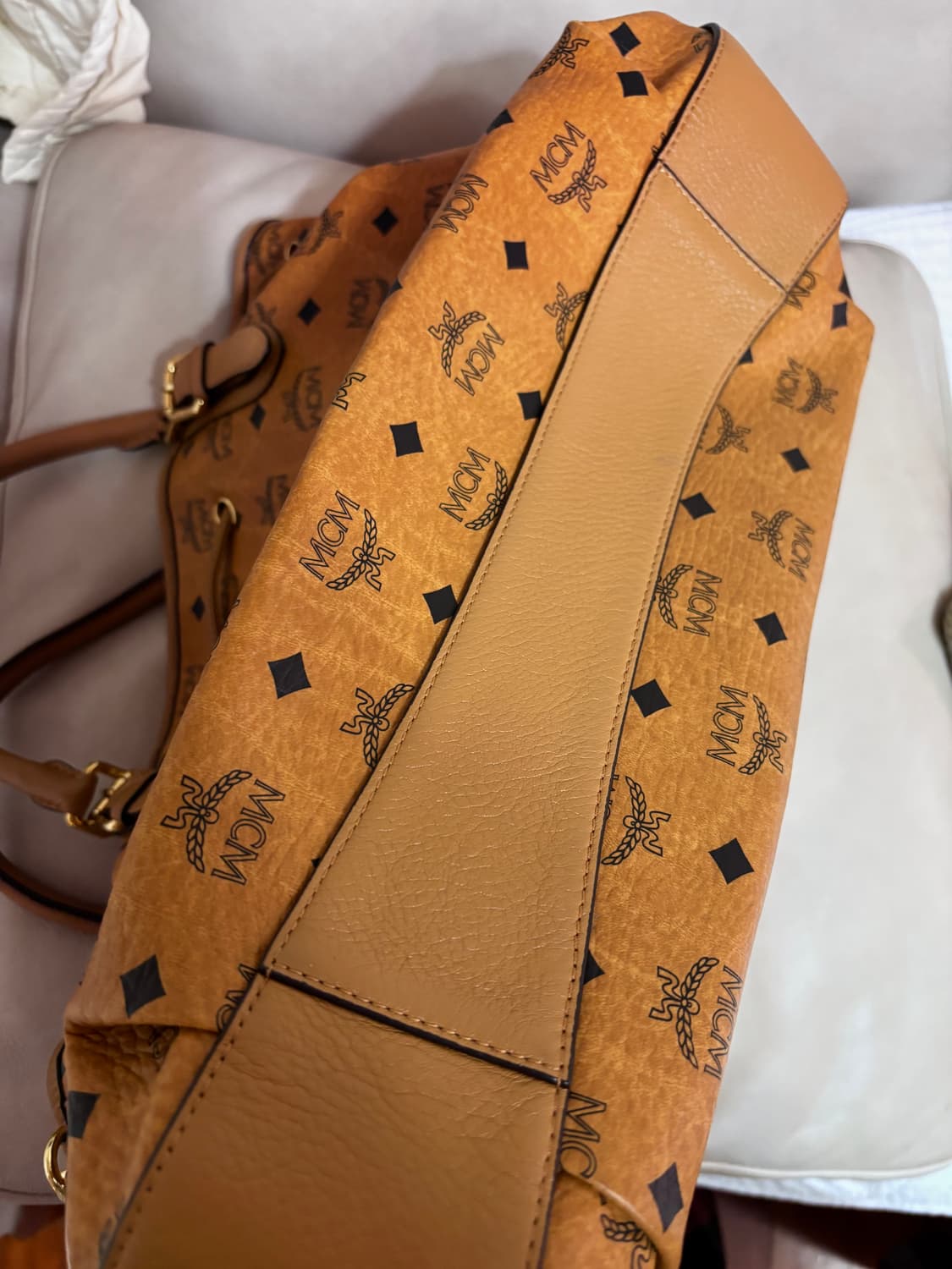 MCM 비세토스 복조리 숄더백 복조리백 상품이미지4