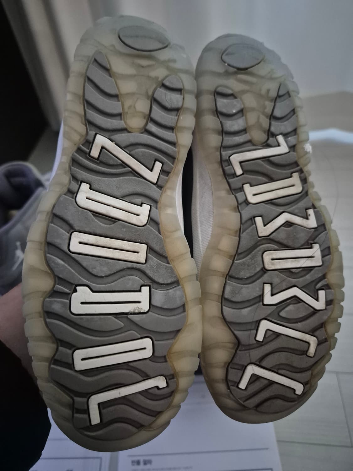 에어조던 11 쿨그레이 265, 215 상품이미지9