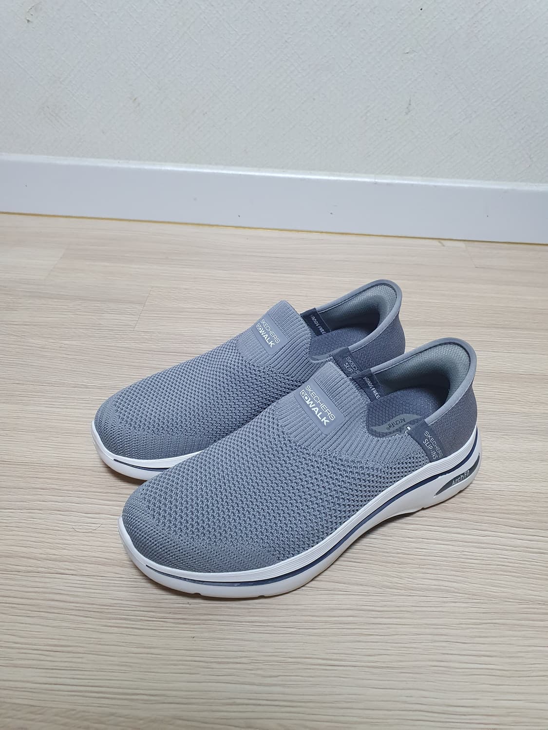 스케쳐스 아치핏 슬립온 250 상품이미지5