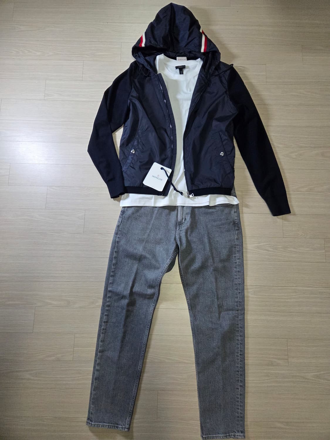 [풀셋] 몽클레르 니트 바람막이 + 띠어리 헤이더 그레이진 상품이미지5