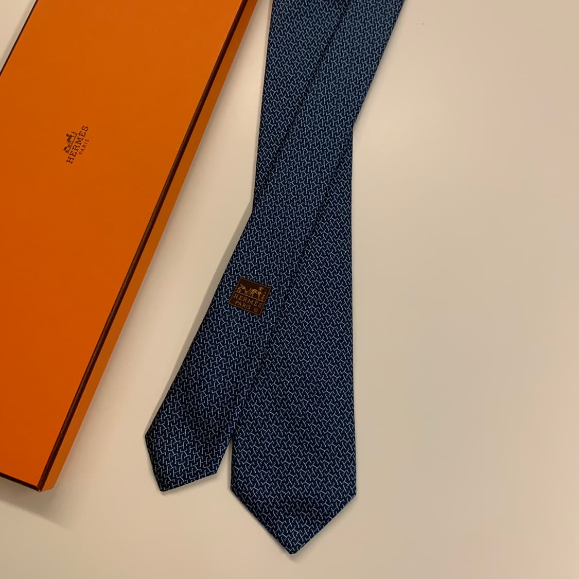 (새상품) 에르메스 명품넥타이 정품 H로고 풀박스 상품이미지3