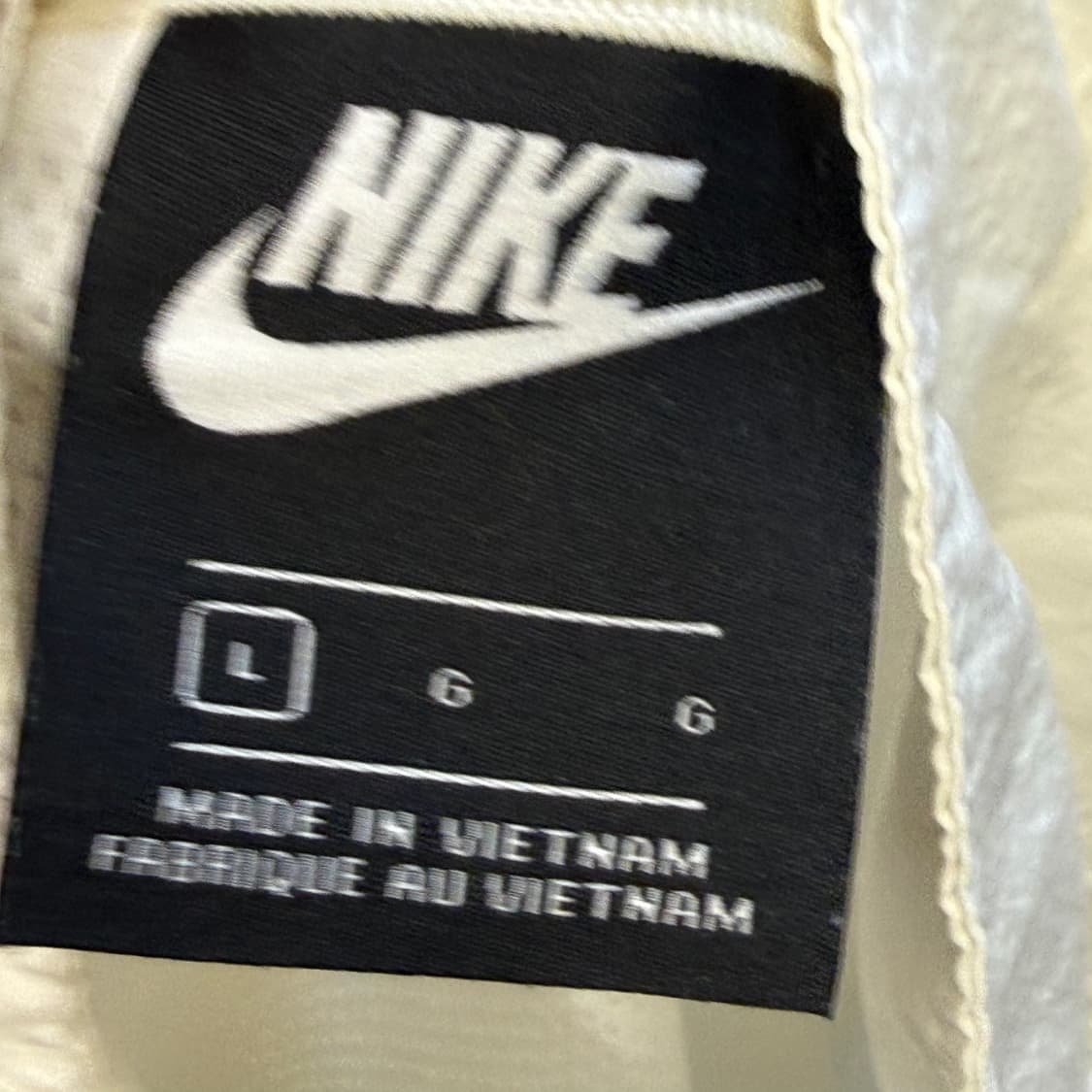 L 나이키 빅스우시 화이트 바람막이 상품이미지4