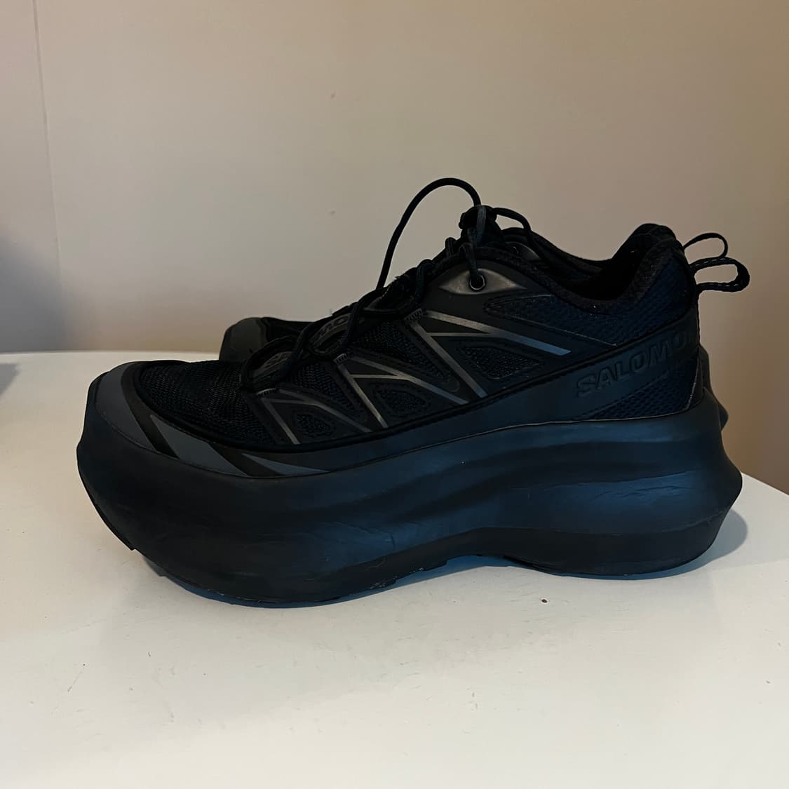 살로몬 x 꼼데 가르송 XT-6 익스팬스 플랫폼 블랙 상품이미지2