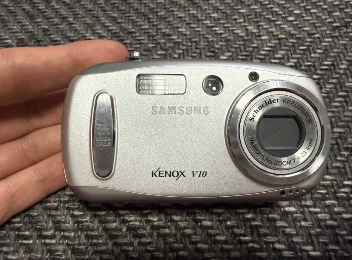 케녹스 v10 카메라 상품이미지1