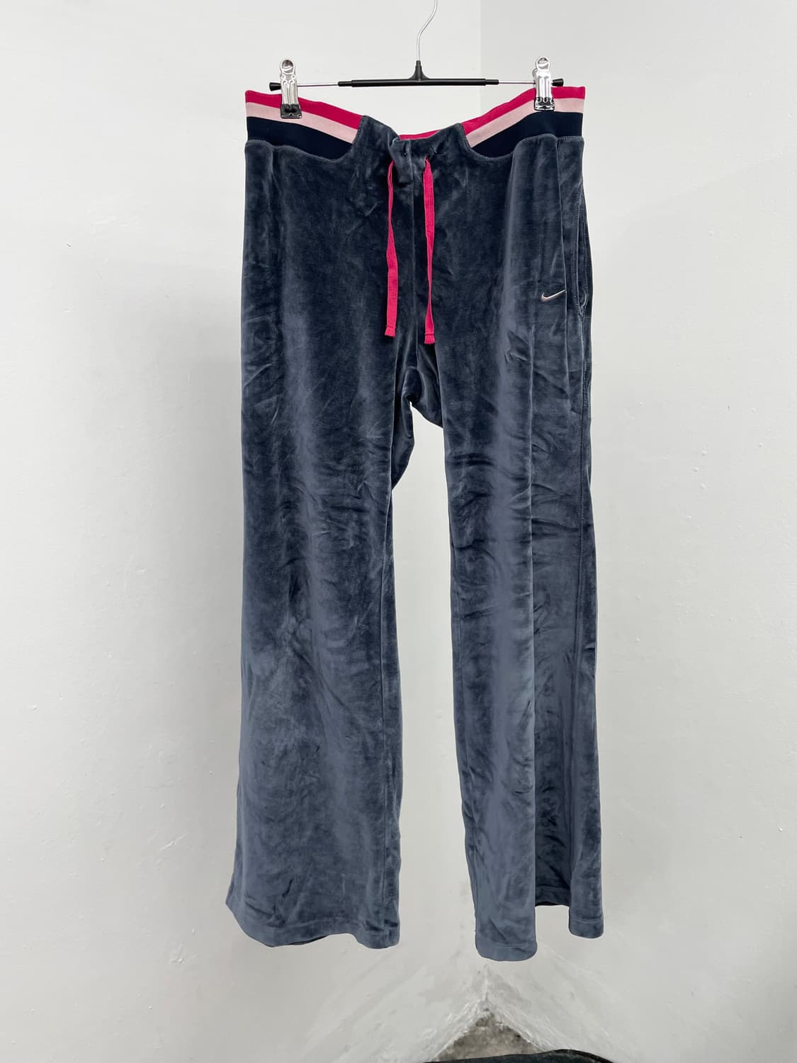 나이키 로고 자수 벨로아 트랙팬츠 상품이미지1