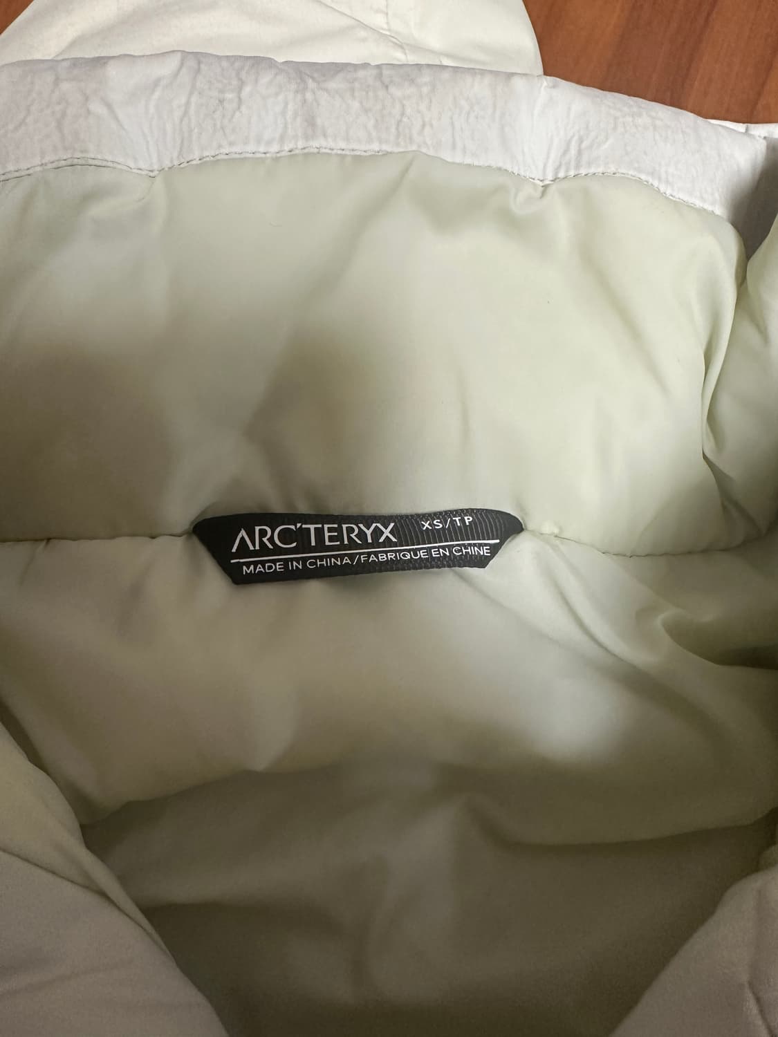 아크테릭스 패딩 XS 상품이미지7