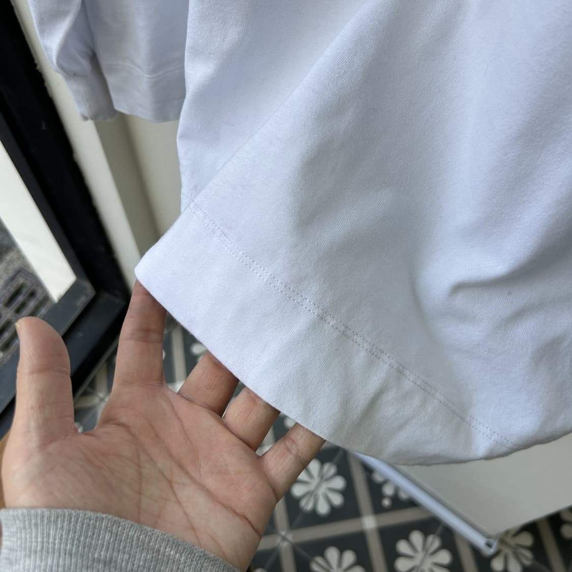 15844 - 준지 25S/S 그래픽 롱슬리브 상품이미지4