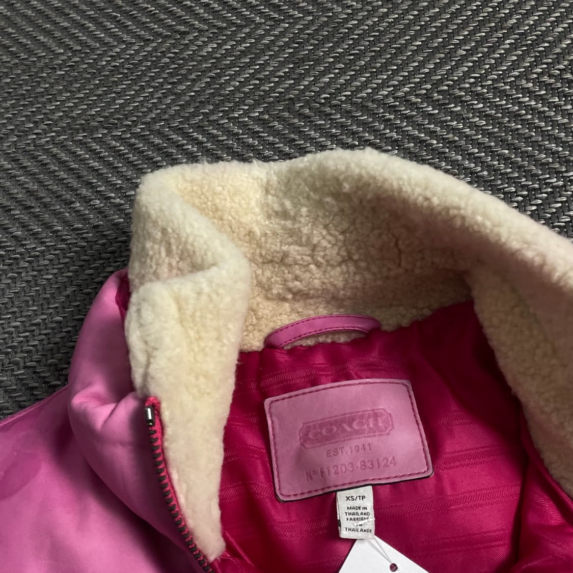 코치 우먼스 다운 푸퍼 크롭 패딩 핑크o 4230 상품이미지6