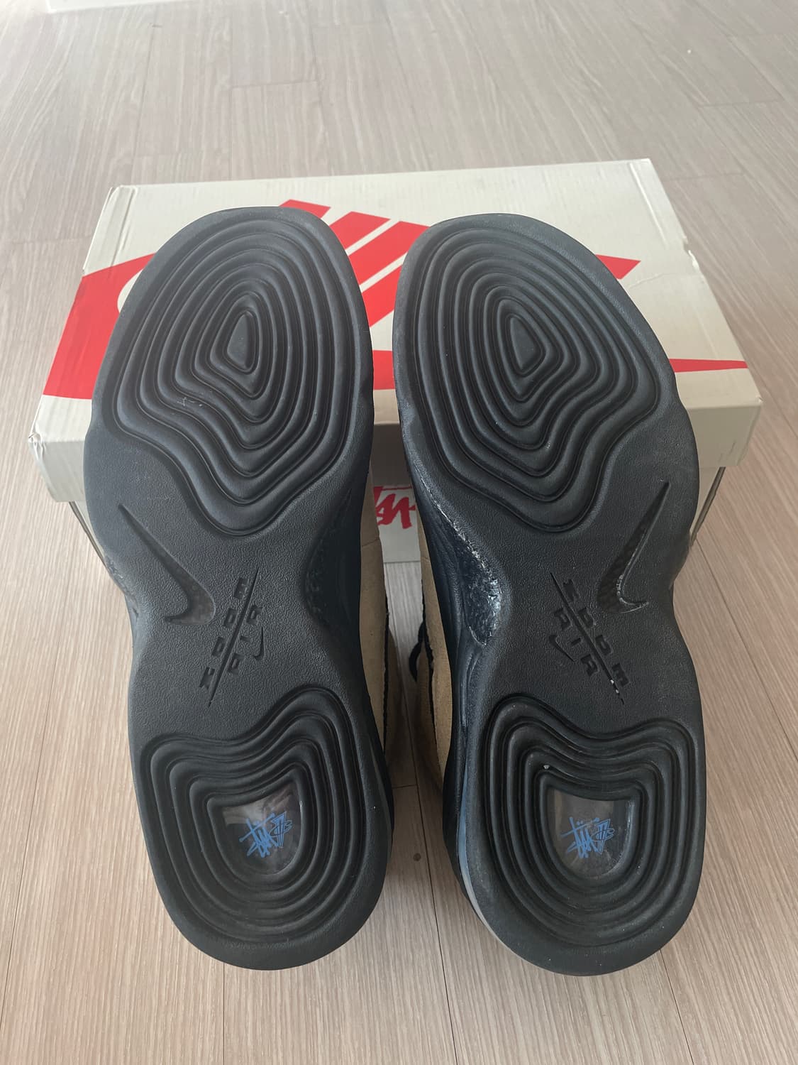 (280) 나이키x스투시 에어페니2 라탄앤라임스톤 상품이미지5