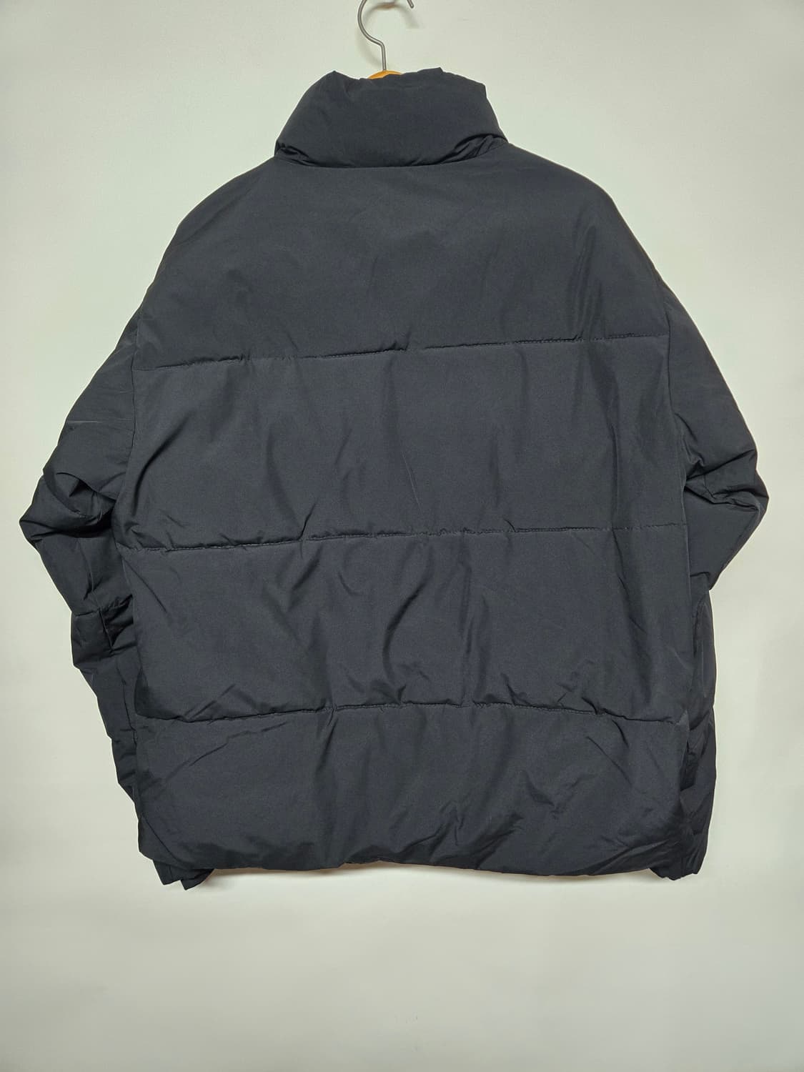 스파오 검정 패딩 L (105/95A) 상품이미지2