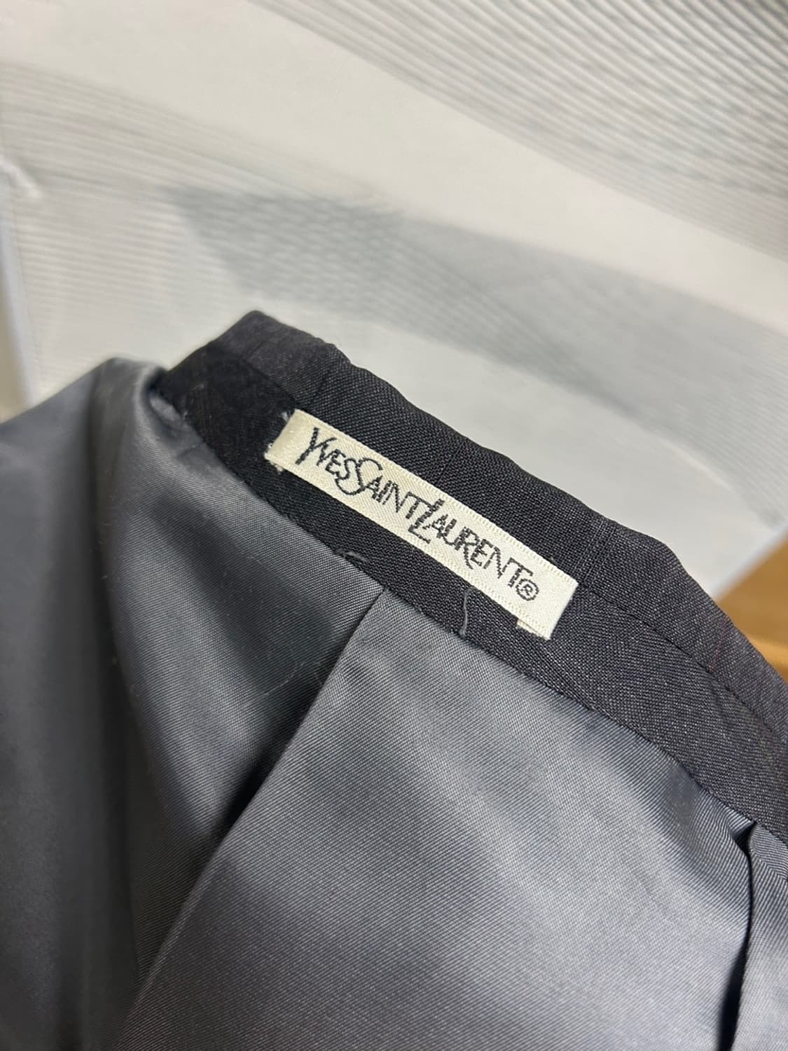 입생로랑 블레이저 상품이미지4