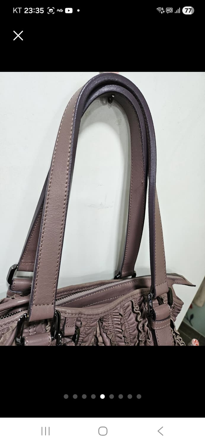 버버리 프로섬 셔링 레더 숄더 상품이미지5