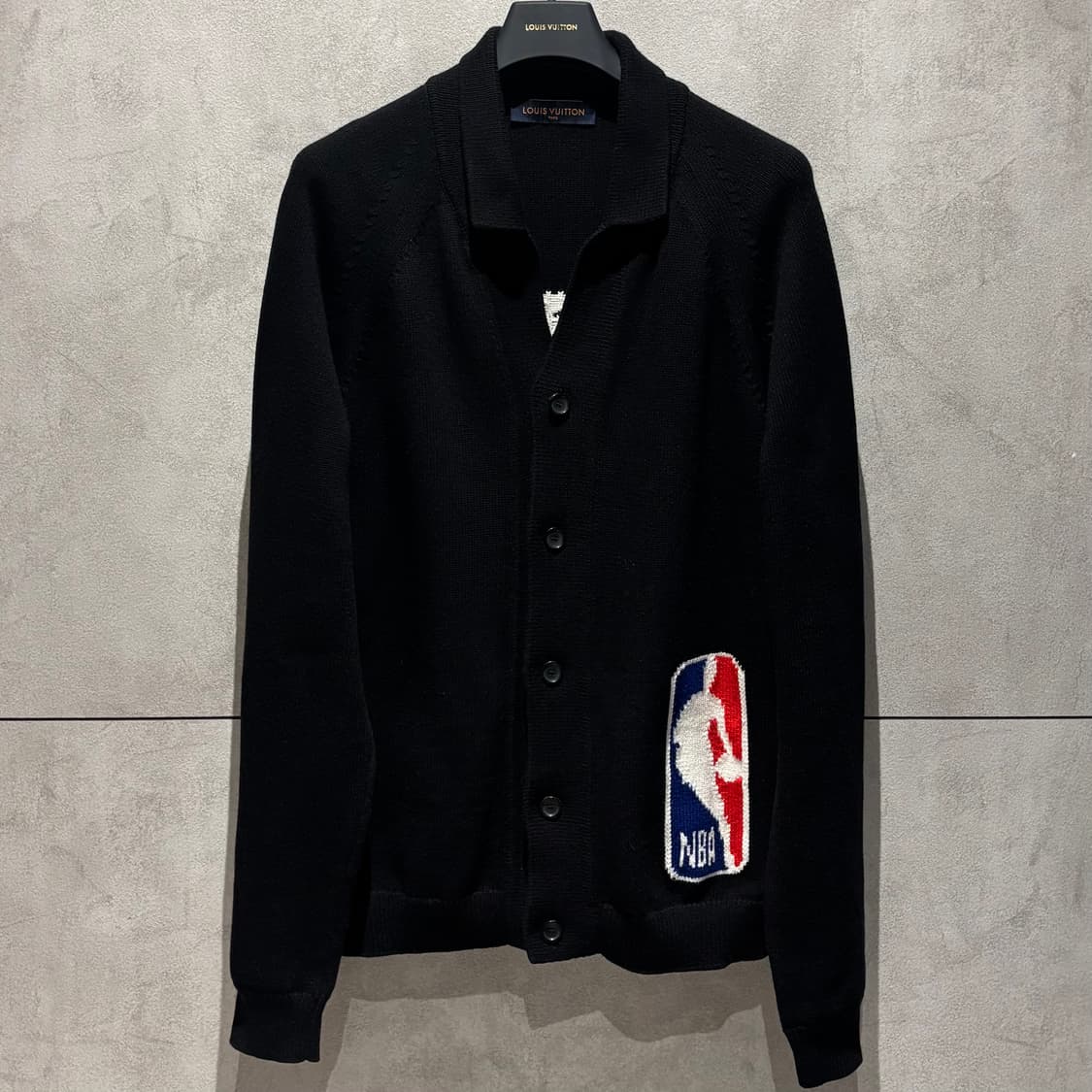 루이비통 NBA 니트 가디건 4L 상품이미지1