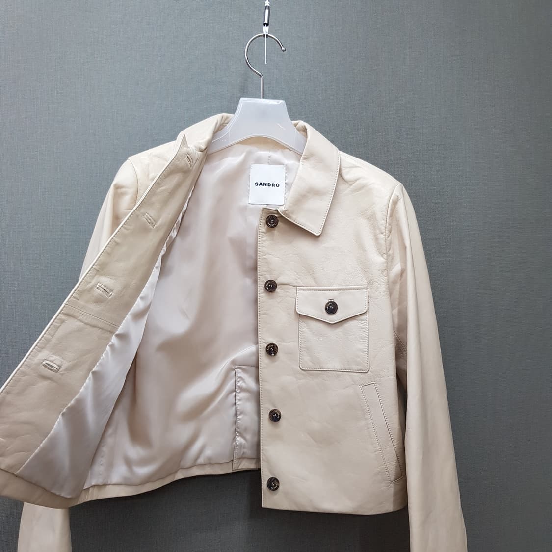 SANDRO 산드로 2022 양가죽 크롭 레더 자켓 79-86-160 상품이미지5