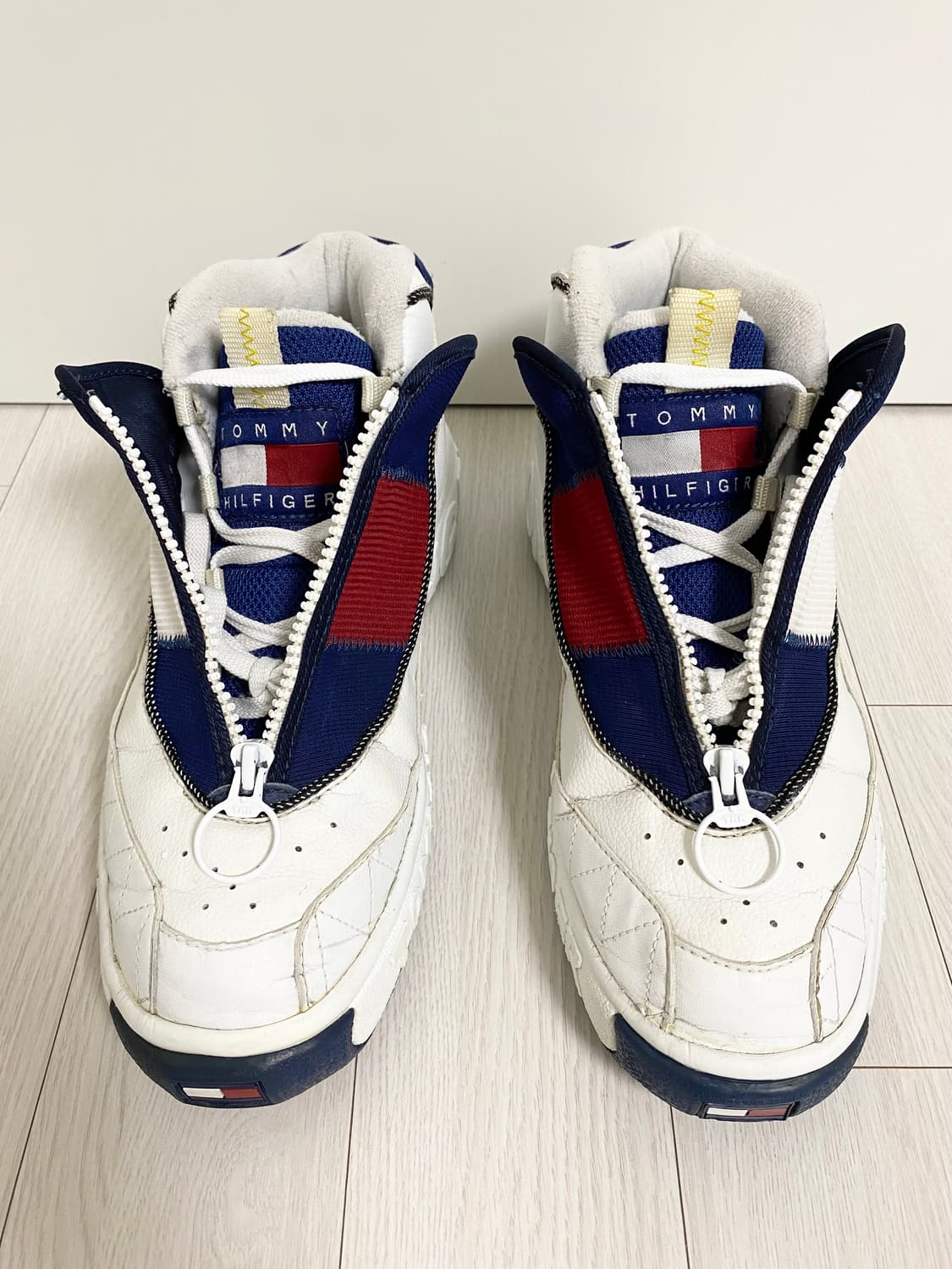 1997년 TOMMY HILFIGER SNEAKERS OG 상품이미지3
